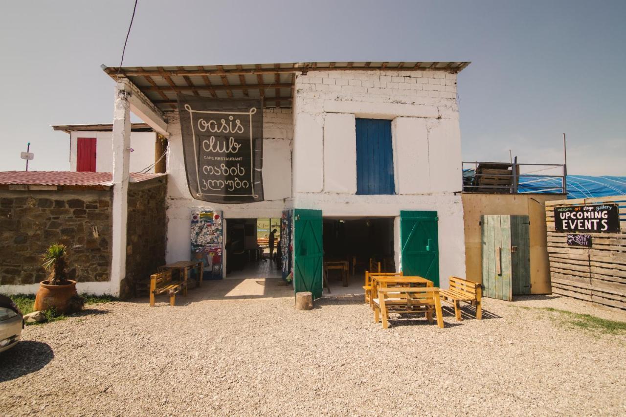 Udabno Hostel Bagian luar foto