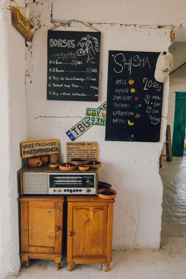 Udabno Hostel Bagian luar foto